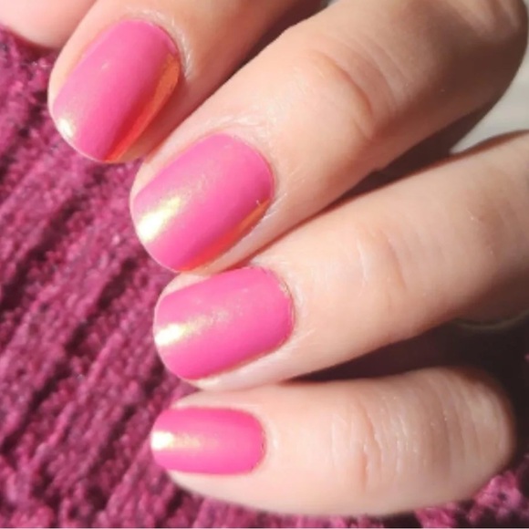 *Exclusive* Color Street: Terrace for Two | Coral Orange Pink Summer Bronze - Picture 8 of 12